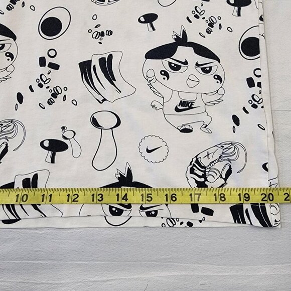 Nike Men's White & Black Graphic T-Shirt Baggy 100% Cotton, sz MD - Picture 6 of 8